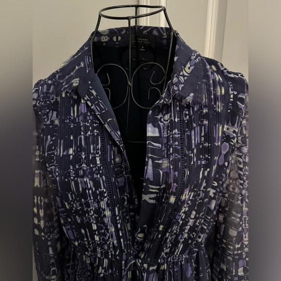 Tahari Arthur Levine Multicolored Printed Lightweight Jacket in Size 6 - Picture 3 of 10